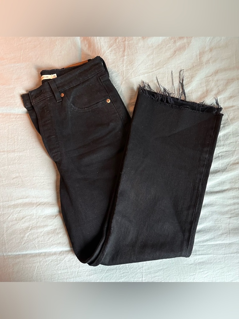 Levi’s Ribcage Crop Flare Black Jeans, Size 28